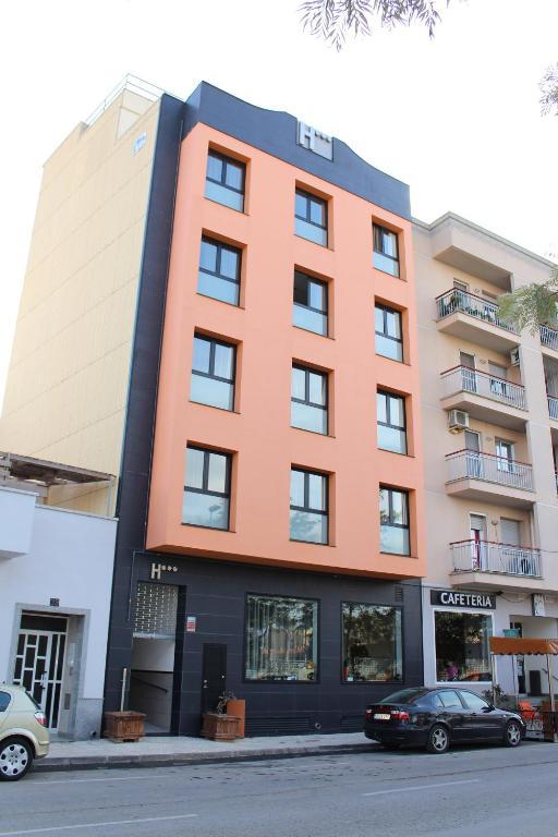 Hotel Ciutat D'암포스타 외부 사진