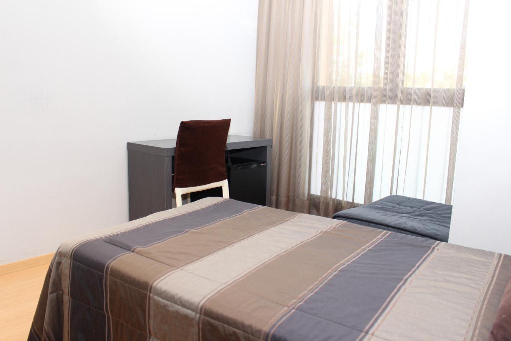 Hotel Ciutat D'암포스타 외부 사진