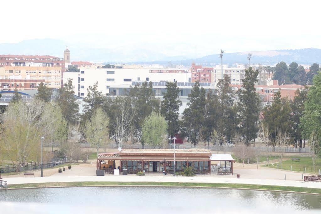 Hotel Ciutat D'암포스타 외부 사진