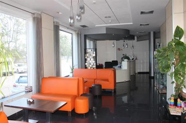 Hotel Ciutat D'암포스타 외부 사진